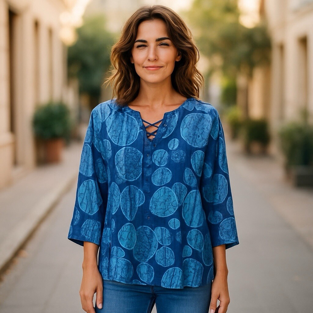 Moda Ladies Lagenlook Quirky Art Blue Oversized Cotton Top circular patterns